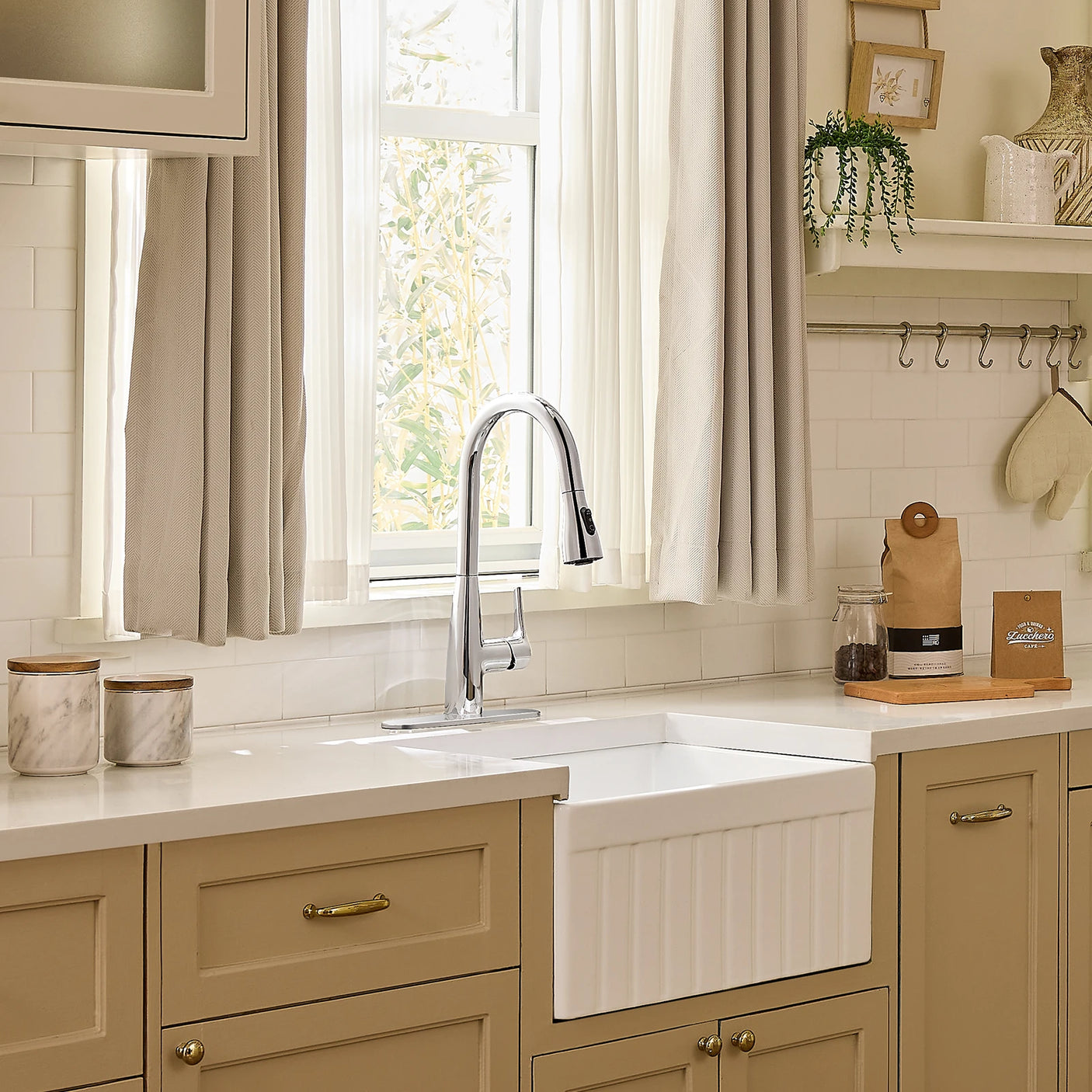 JOMOO Chrome Pull Down Kitchen Faucet, Dual Mode Single Handle Sink Faucet